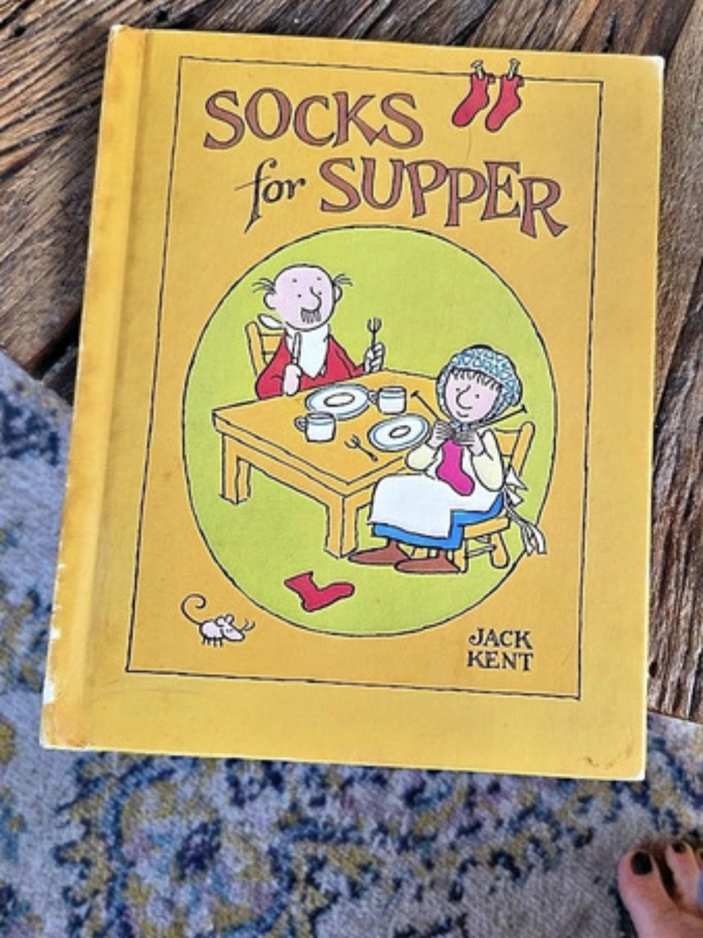 Parents Magazine Press Socks for Supper by Jack Kent
